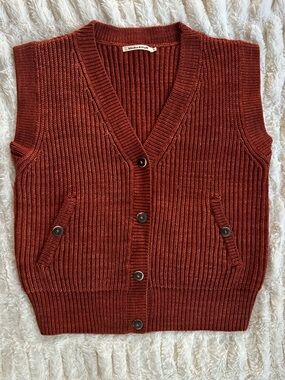 Misha & Puff Merino Wool Fisher Rib Vest in Henna